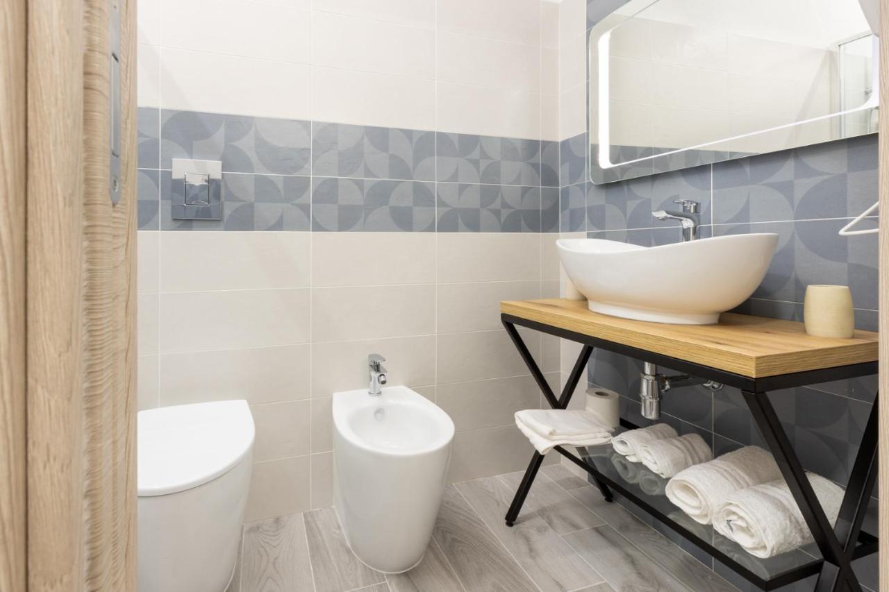 Deledda Home Cagliari Buitenkant foto